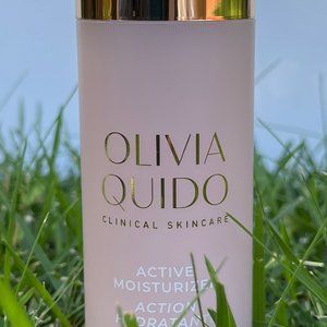 Olivia Quido Active moisturizer with organic extracts